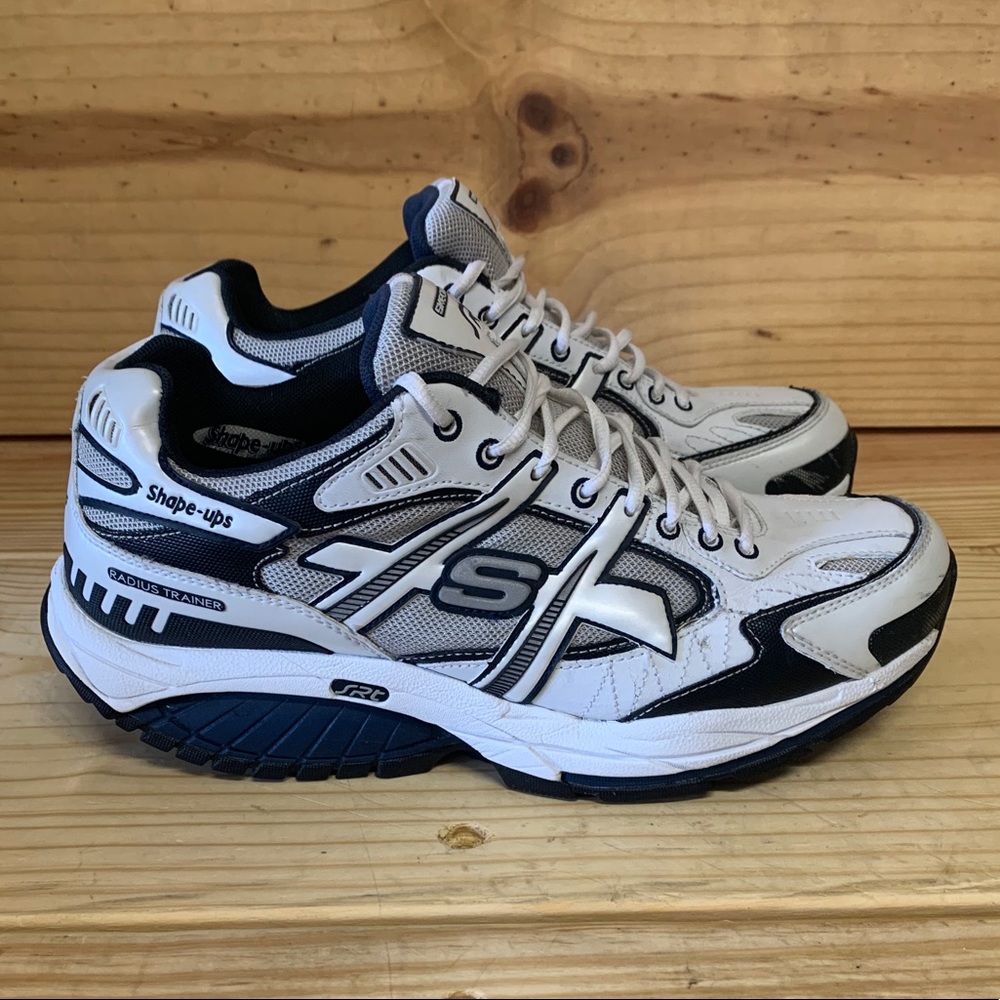 Sketchers shape-ups Men’s size 9